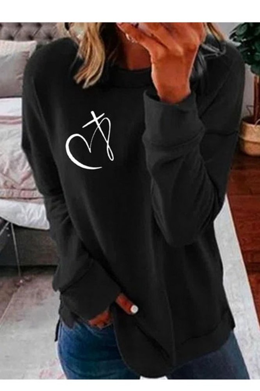 Clothing Azzlee Sweatshirt & Hoodies | Casual Graphic Tops Round Neck Long Sleeve Heart Printed Sweatshirts Black