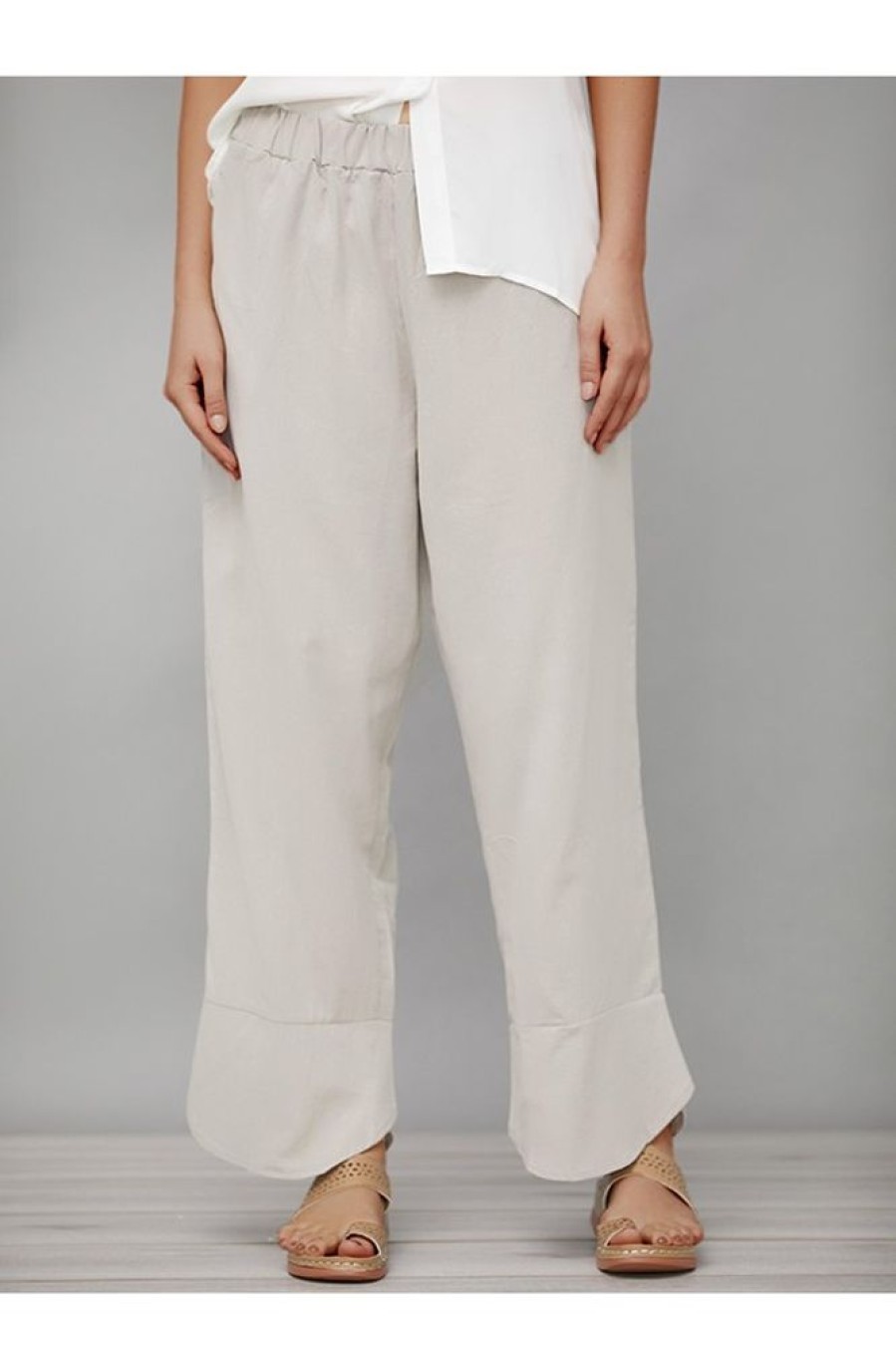 Clothing Azzlee Pants | Plain With Pockets Casual Pants Beige