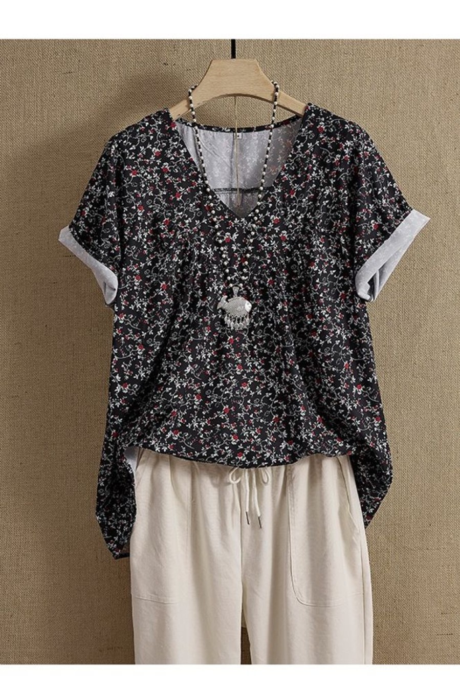 Clothing Azzlee Blouse & Shirts | V-Neck Floral Print Casual Short Sleeve Blouse