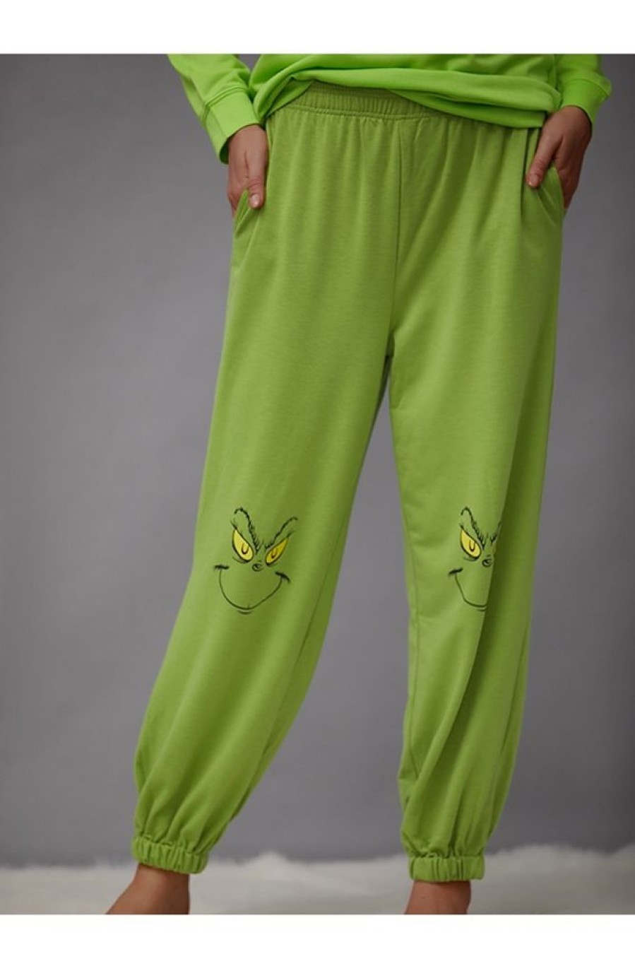 Clothing Azzlee Pants | Casual Grinch Printed Pants With Pockets Green