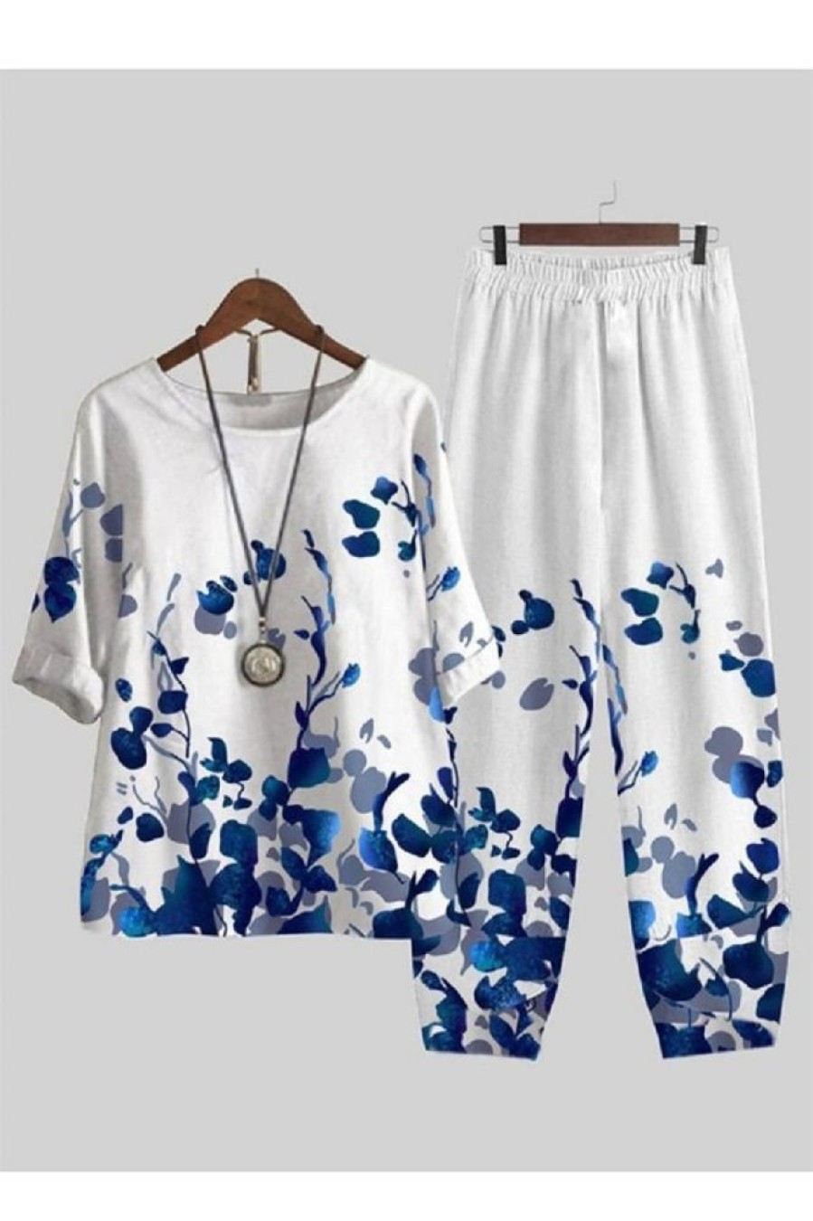 Clothing Azzlee | Casual Round Neck Floral Printed Half Sleeve Two Piece Suit Blue