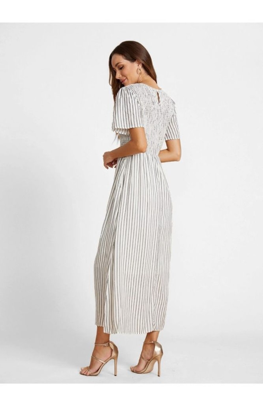 Clothing Azzlee Maxi Dresses | Stripe Pockets V-Neck Short Sleeve Maxi Dress White