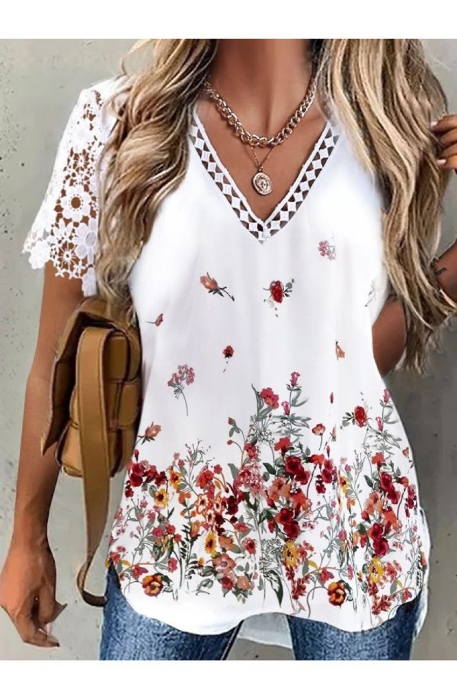 Clothing Azzlee Blouse & Shirts | Floral Printed V-Neck Hollow Out Short Sleeve Tops White