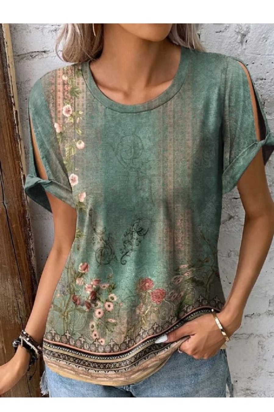 Clothing Azzlee Blouse & Shirts | Casual Round Neck Floral Printed Short Sleeve Blouse Green