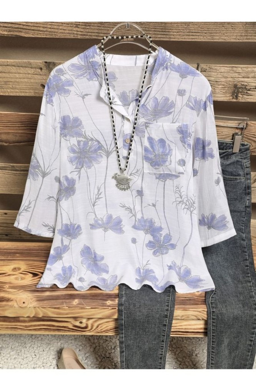 Clothing Azzlee Blouse & Shirts | Floral Buttons V-Neck 3/4 Sleeve Blouse White