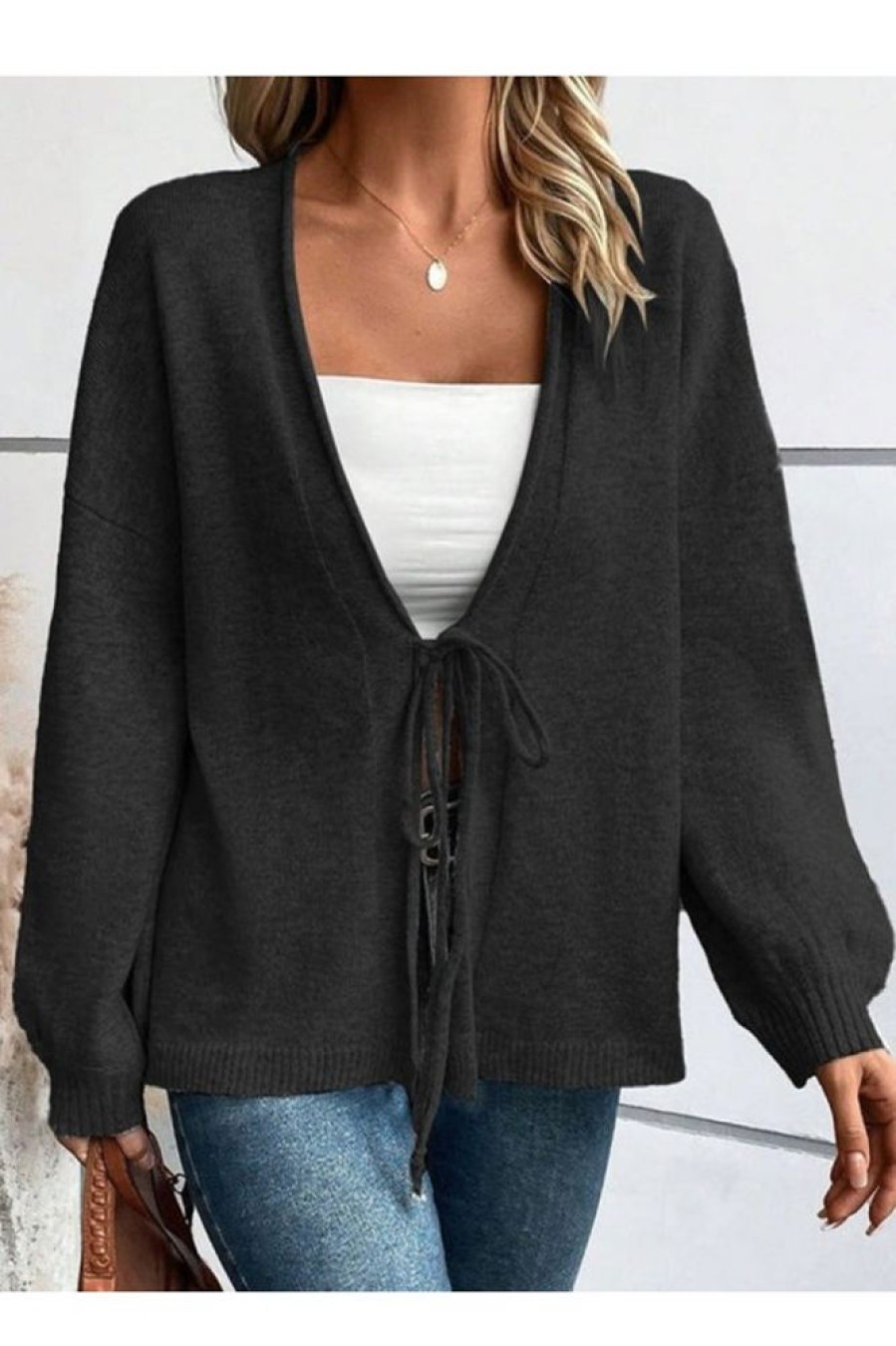 Clothing Azzlee Sweater & Cardigans | Plain V-Neck Long Sleeve Sweater Black