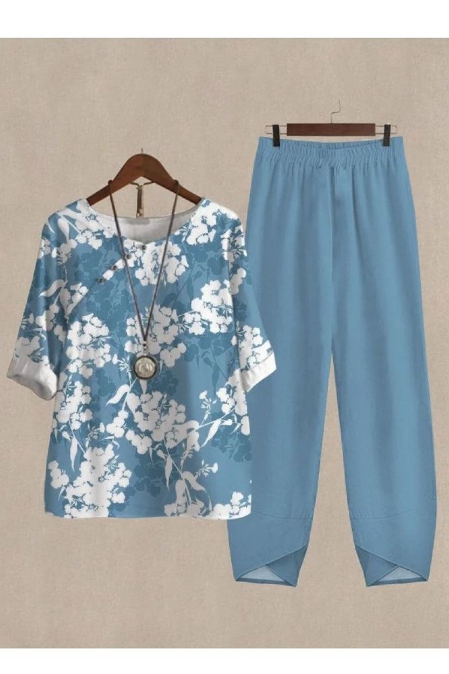 Clothing Azzlee | Casual Round Neck Floral Printed Half Sleeve Two Piece Suit Blue