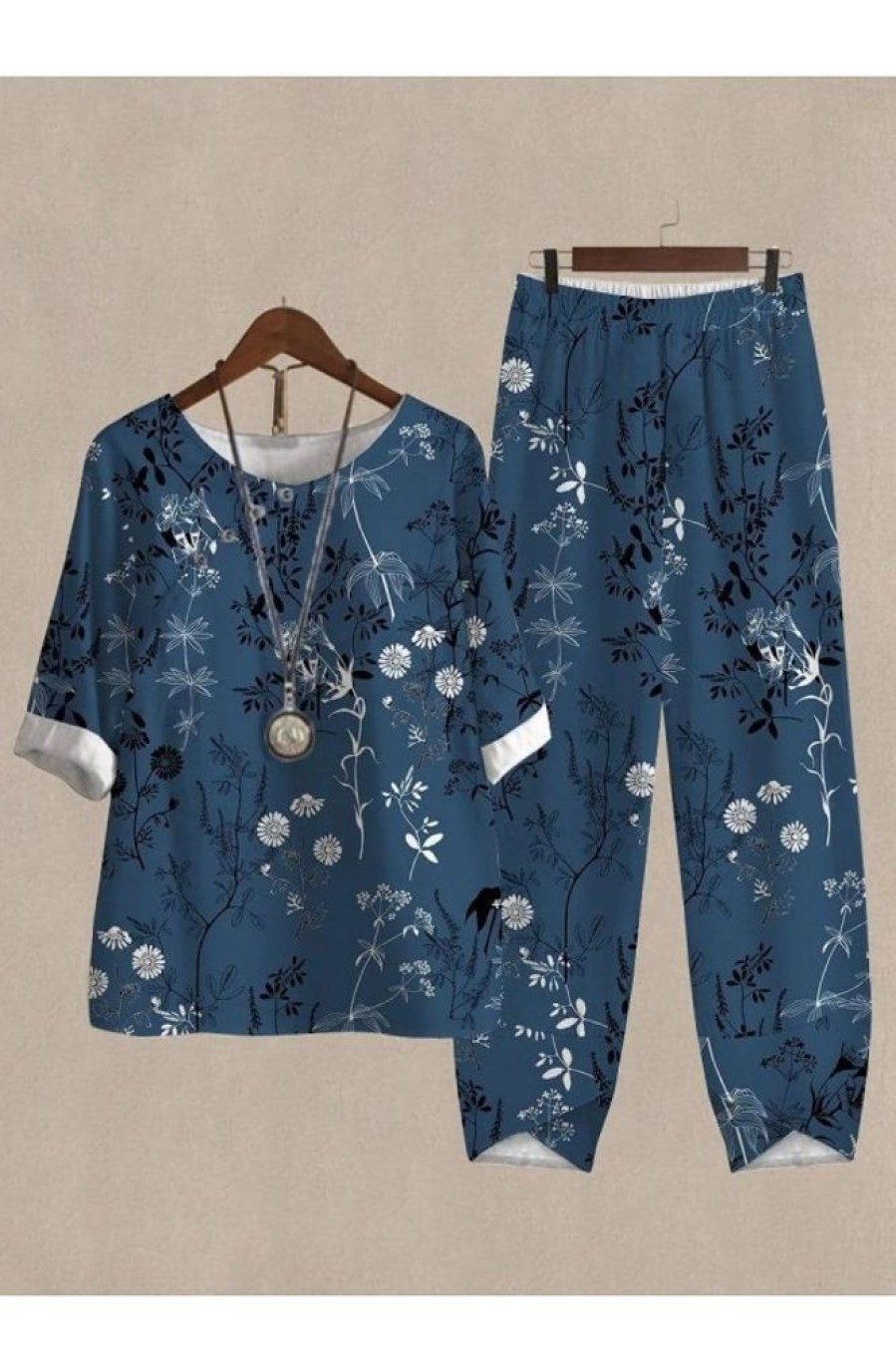 Clothing Azzlee | Casual Round Neck Floral Printed Half Sleeve Two Piece Suit Navy