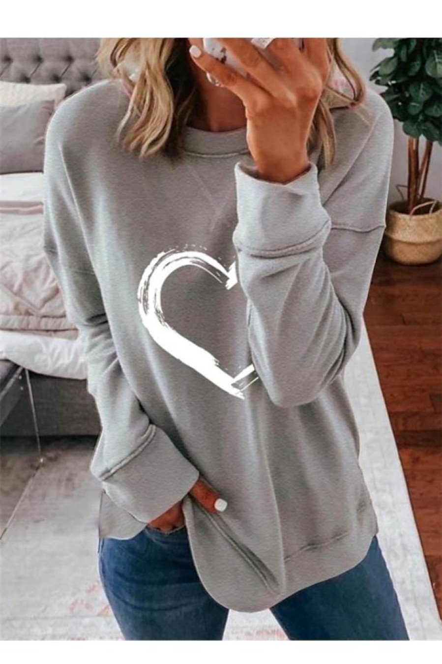 Clothing Azzlee Sweatshirt & Hoodies | Casual Graphic Tops Round Neck Heart Printed Long Sleeve Sweatshirts Gray