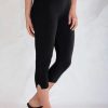 Clothing Azzlee Leggings | Casual Solid Capris Leggings Black